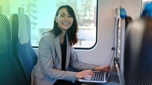 Unterwegs mit der Deutschen Bahn: Wozu sind die ausziehbaren Bügel an Klapptischen?