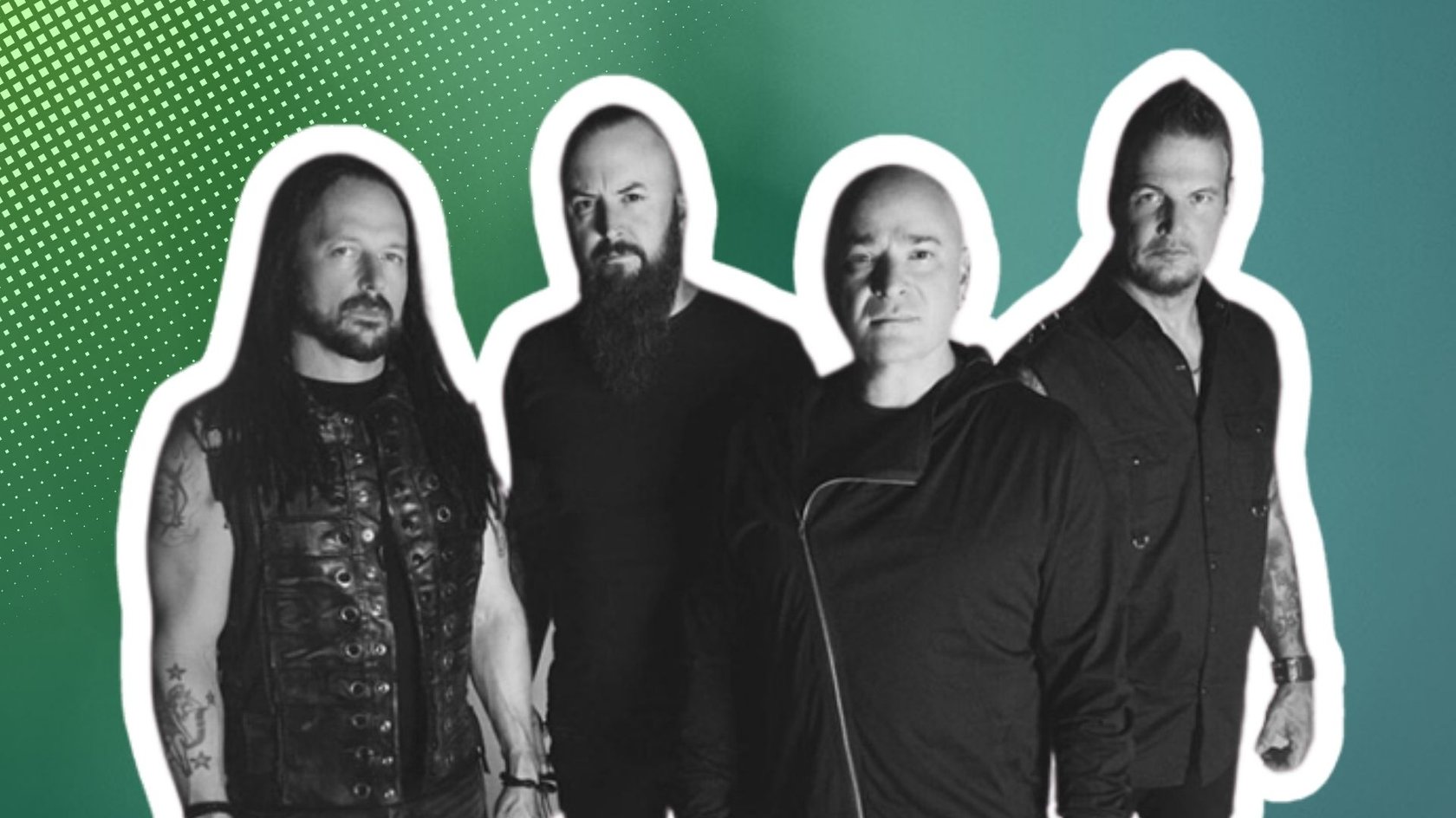 Das Bild zeigt die Band Disturbed. Die vier Bandmitglieder stehen nebeneinander und sind weiß umrandet.