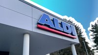 Wenn ihr Fans von Lego und F1 seid, solltet ihr Donnerstag zu Aldi rasen