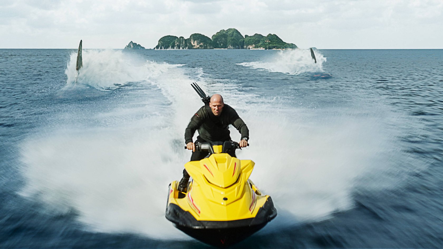 Jason Statham kämpft wieder gegen Haie.