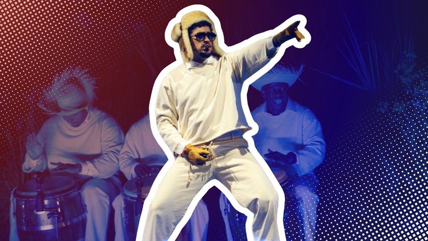 Das&#x20;Bild&#x20;zeigt&#x20;Bad&#x20;Bunny&#x20;w&#x00E4;hrend&#x20;eines&#x20;Auftritts.