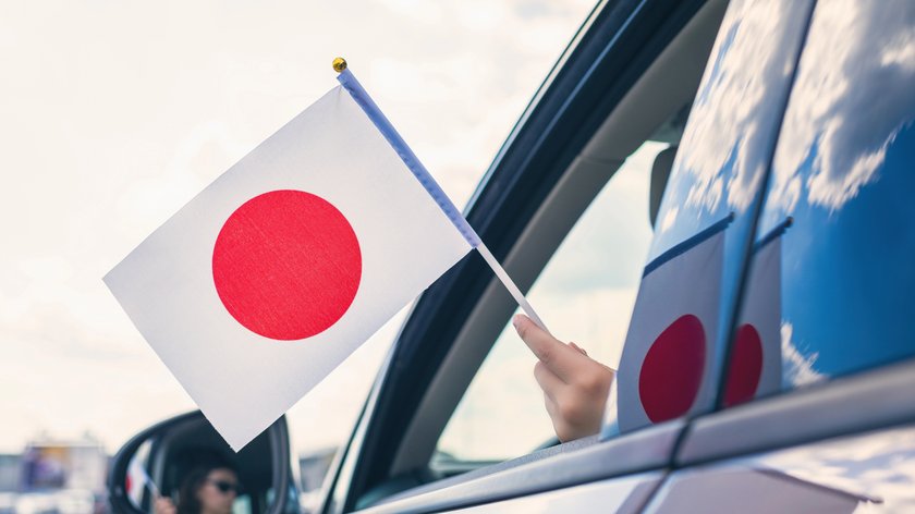 In japanischen Straßenverkehr begegnet euch ein besonderes Schild.