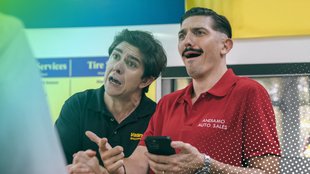 „Wenn du ein Idiot wie ich bist, wirst du das lieben“: Diese Sitcom geht heute auf Netflix weiter