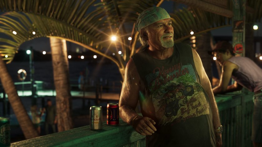 Brian Heder aus GTA 6 lehnt auf einem Balkon bei Nacht