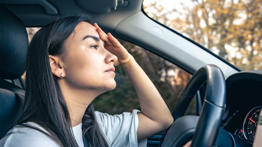 Manchmal kann Autofahren sehr nervig sein.