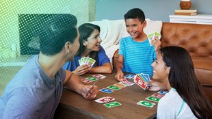 Verdiente 4,8 Sterne auf Amazon, denn dieses Kartenspiel sollte jeder haben