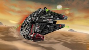 Star-Wars-Raumschiff unter falscher Flagge: LEGO stellt schwarzen Millennium Falken vor