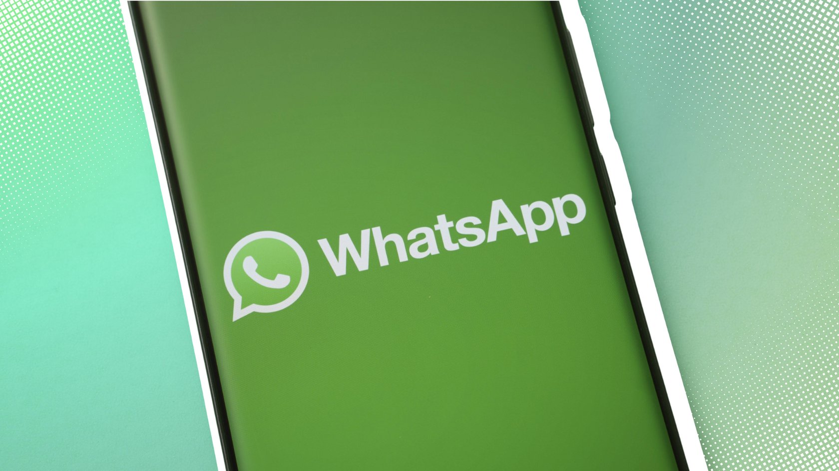 WhatsApp Logo auf einem Smartphone