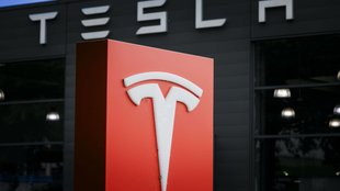 Großer Ärger bei Tesla: Elon Musk kassiert Klage wegen Robotaxi