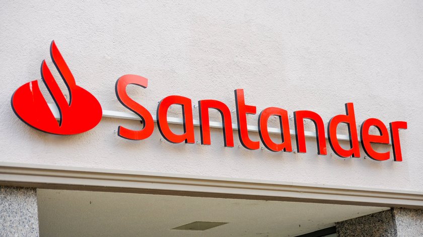 Die Santander-Bank bietet mehrere Telefonnummern für eure Anliegen.