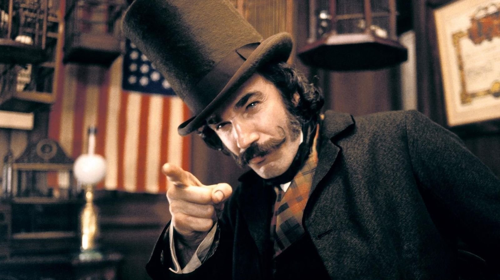 Für seine Performance in Gangs of New York erhält Daniel Day-Lewis viele Preise.