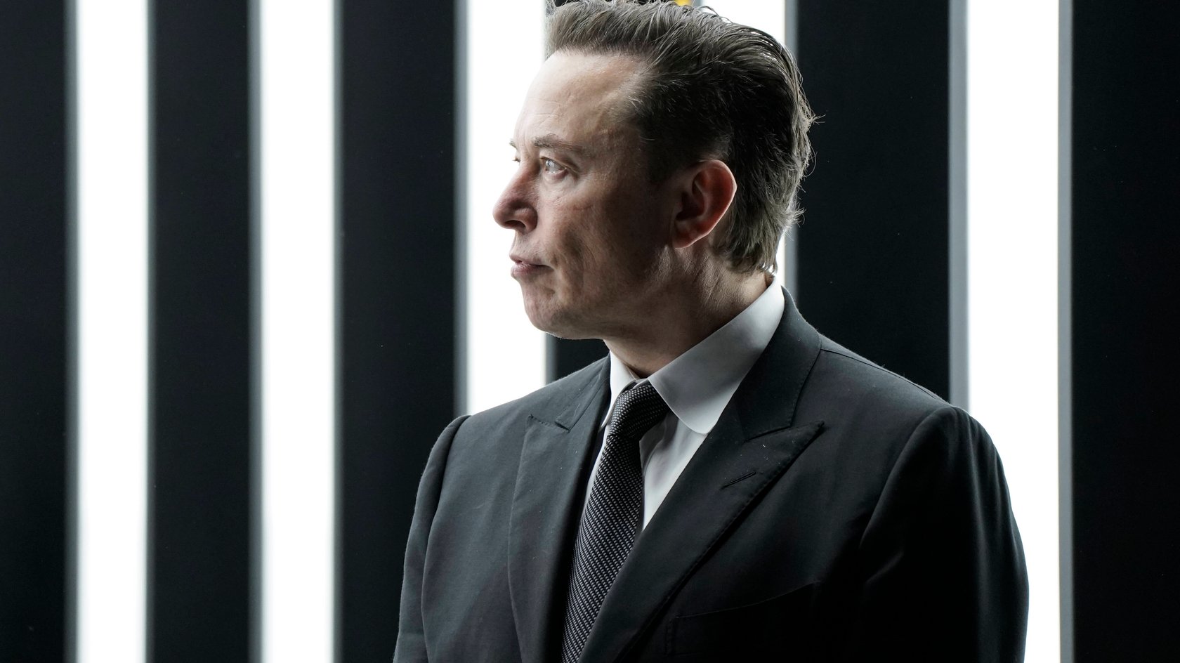 Elon Musk ist seit einiger Zeit der neue Chef von Twitter, was nun X heißt.