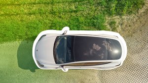 Auto mit Panoramadach: Diese Funktionen solltet ihr kennen, um es richtig zu nutzen