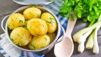 Keimende Kartoffeln – wie lange sind sie noch essbar?