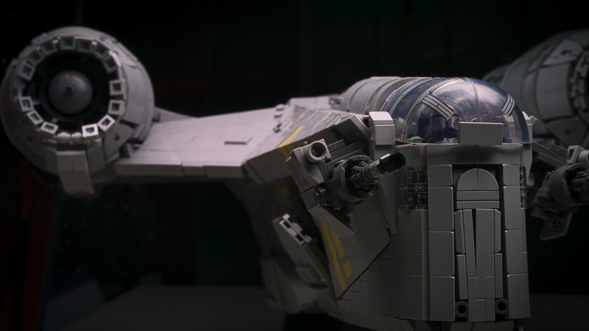 Das Raumschiff des Mandalorianers wirkt aus LEGO besonders opulent und beeindruckend. 