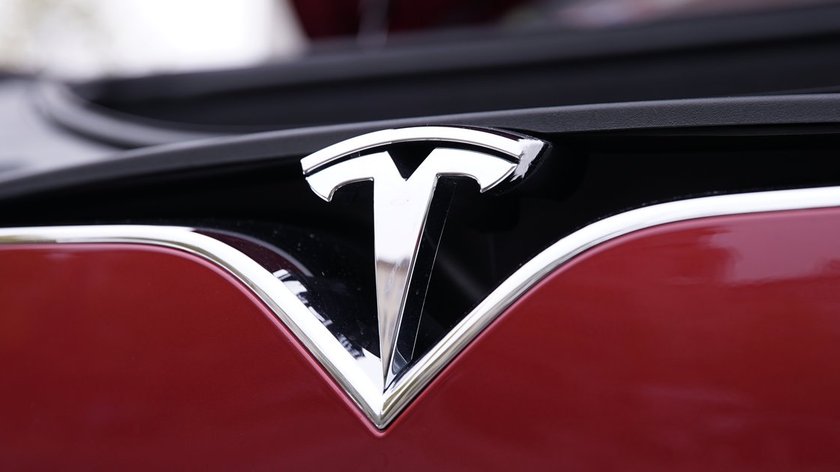Ein Sicherheitsmangel sorgt bei Tesla-Autos für eine Rückruf-Aktion.