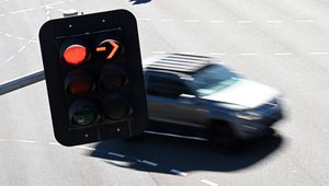 Rot heißt Stopp! Unter diesen Umständen könnt ihr mit dem Auto trotzdem fahren