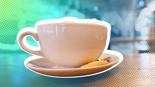 „Diese Frechheit hat mich so aufgeregt!“ – Kunde geht bei Cappuccino-Bestellung an die Decke