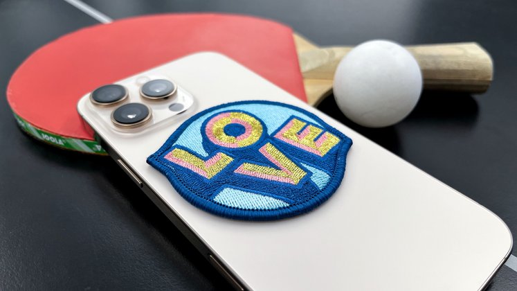 Love Blue Badge Magmoji von Laut