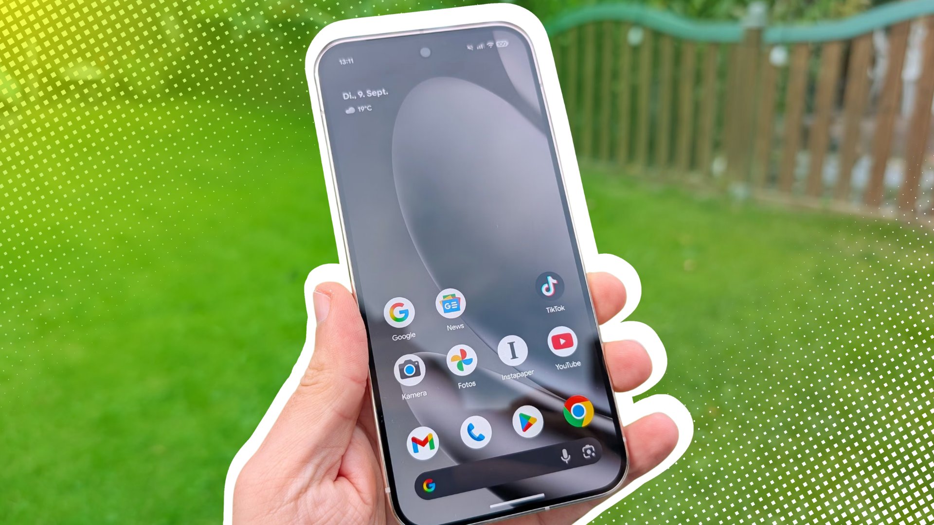 Изображение демонстрирует домашний экран Google Pixel