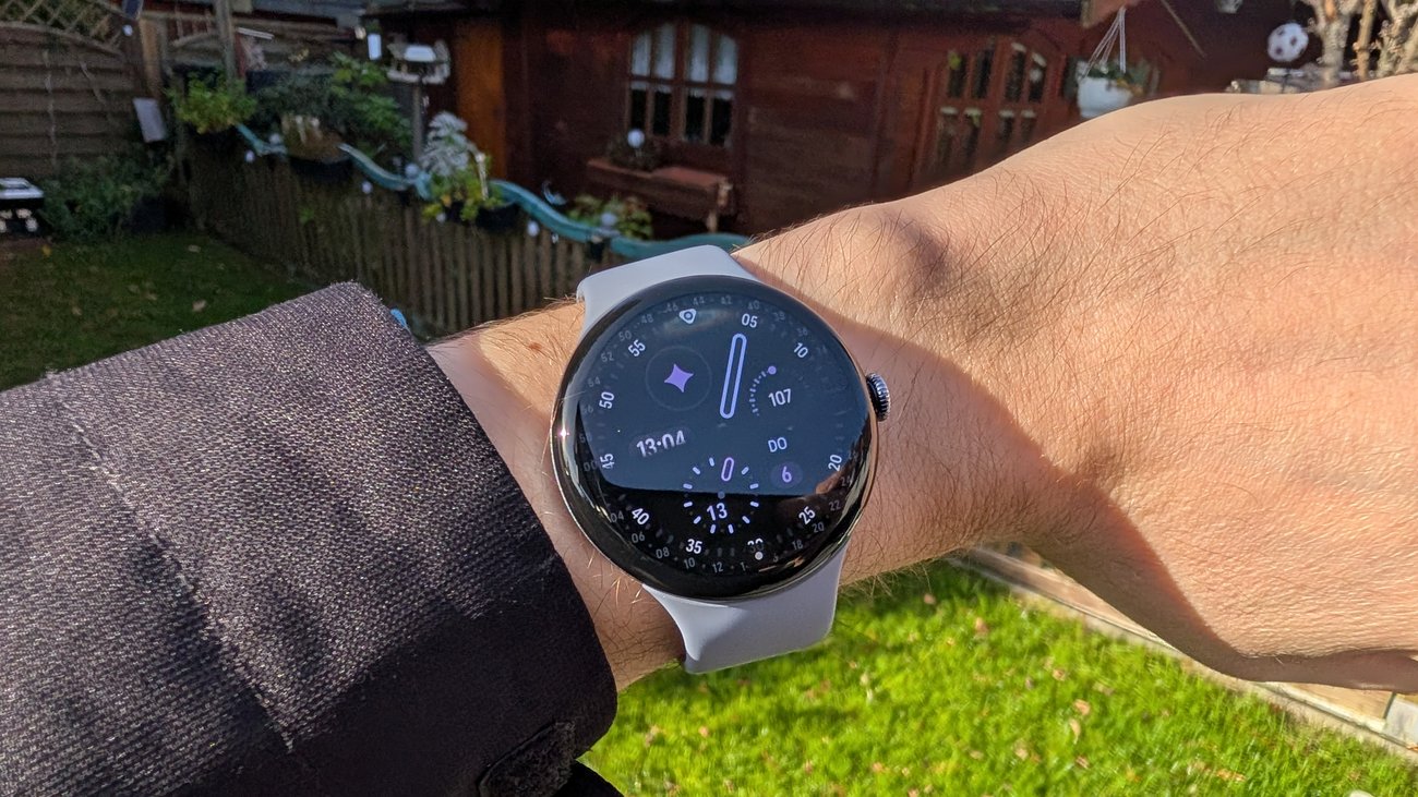 Google Pixel Watch 4 im Test: Auffällig unauffällig