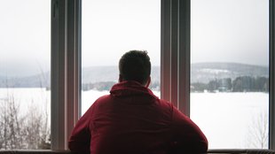 Nur 29,95 € bei Amazon: Mit dieser Lampe werden dunkle Tage erträglicher