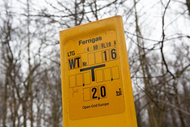 Hier&#x20;verl&#x00E4;uft&#x20;eine&#x20;Ferngasleitung.