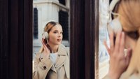 Einfach nice: 15 schöne Kopfhörer, mit denen du unterwegs gut aussiehst