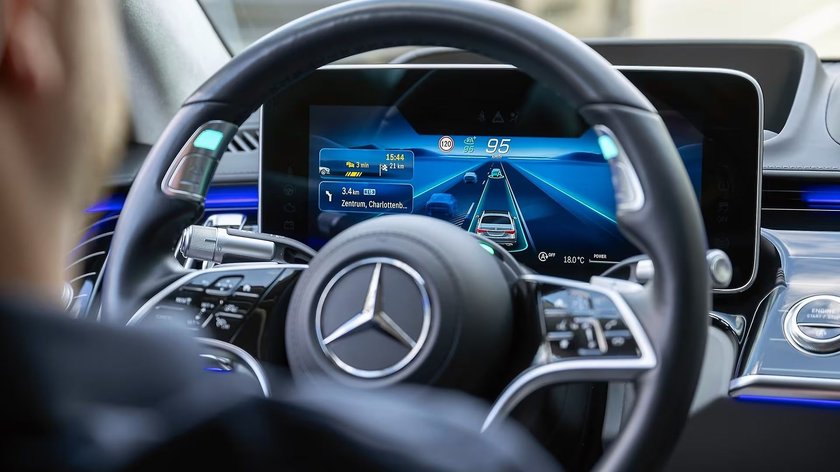 Mercedes fährt autonom mit bis zu 95 km/h.