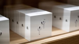 Preisverfall bei den neuen AirPods 4: Apples Kopfhörer jetzt mit Rabatt