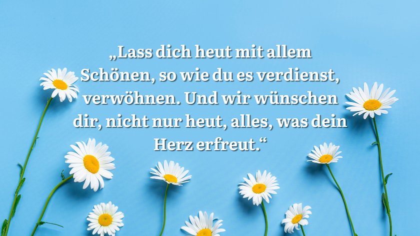 Blauer Hintergrund mit Gänseblümchen und Spruch.
