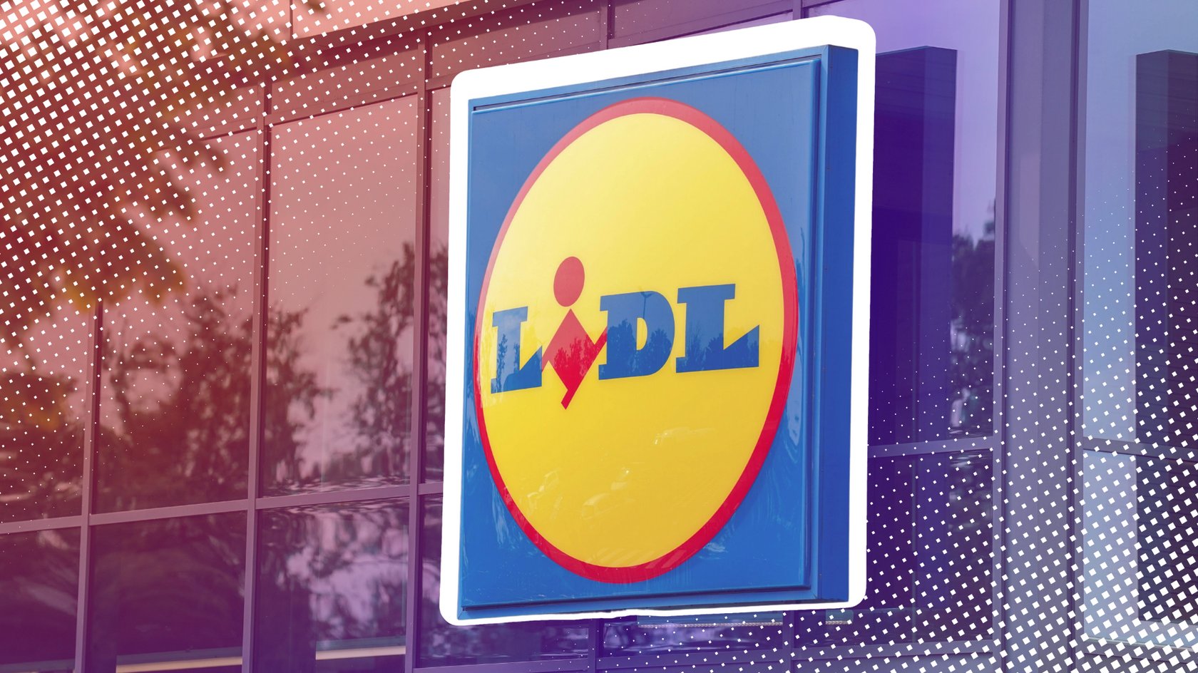 Das&#x20;Lidl-Logo&#x20;auf&#x20;einem&#x20;Schild&#x20;an&#x20;einer&#x20;Glasfassade&#x20;des&#x20;Discounters.