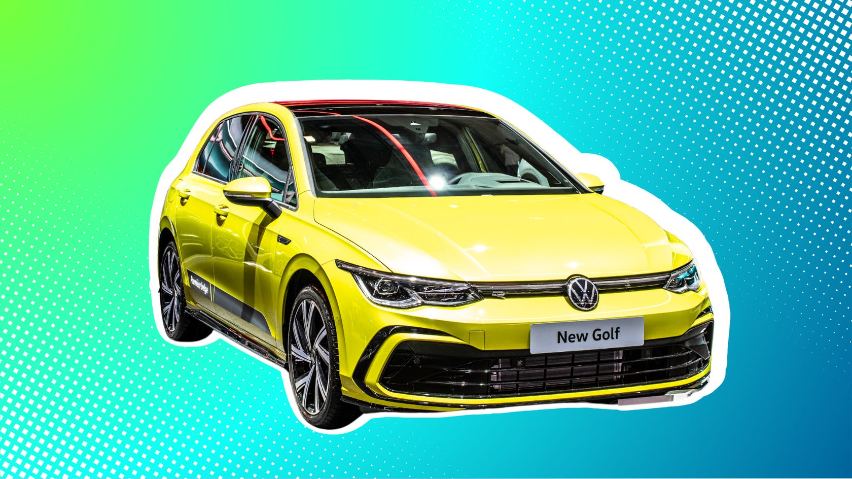 VW Golf VIII in gelb vor blau-grünem Hintergrund