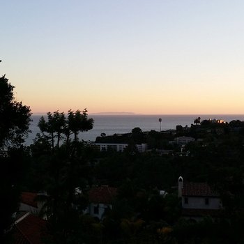 … und die dazugehörige Aussicht. #VillaAurora #LosAngeles #GIGAinLA #LA http://t.co/PVeHUqgLaw