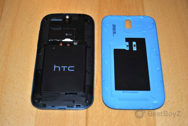 HTC One SV mit Akkudeckel