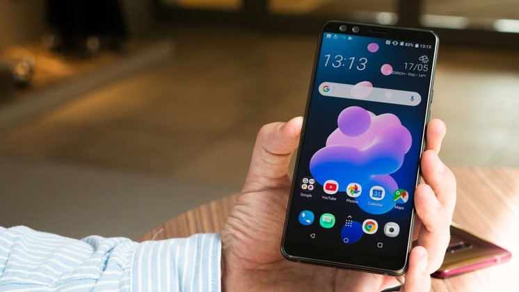 HTC U12+