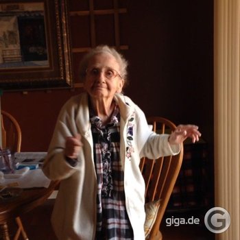 Instagram-Grandma Betty zeigt es allen, trotz Krebsdiagnose!