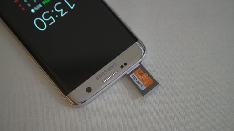 Samsung Galaxy S7 edge: micro SD-Kartenslot
