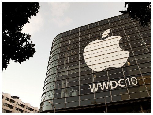 Pics of the Day: Moscone Center in San Francisco - WWDC 2010