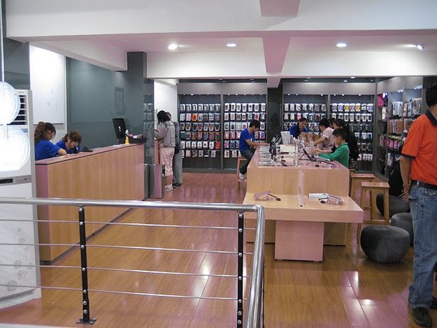 Fake Apple Stores in China