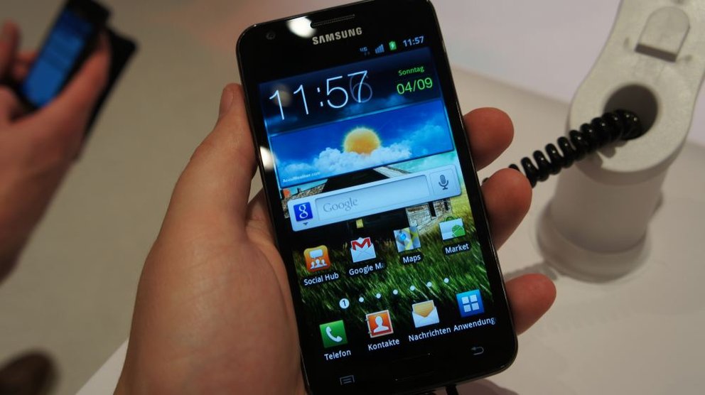 IFA 2011: Samsung Galaxy S2 LTE Hands-On