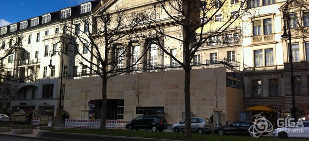 Neue Bilder: Berliner Apple Store hinter Holz, Spekulation um weitere Stores