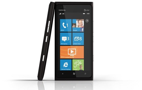 Nokia Lumia 900 und Lumia 610 vorgestellt
