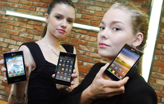 MWC 2012: LG Optimus L7 Hands-On