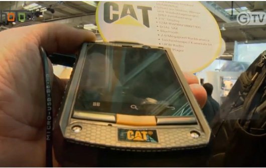 CeBIT 2012: CAT Outdoor Smartphone mit Android