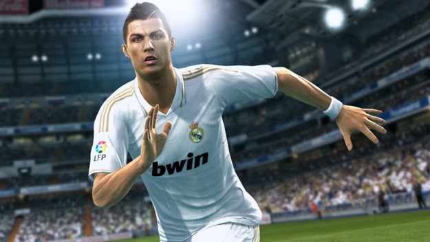 PES 2013: Neuer Trailer schickt euch aufs Spielfeld