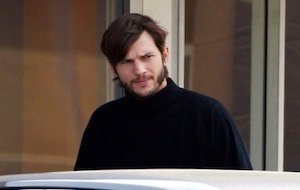 Erste Fotos von Ashton Kutcher als Steve Jobs