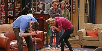 Leonard, Sheldon, Penny und Amy in Staffel 6 von The Big Bang Theory