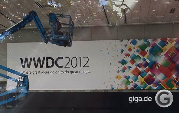 Erste Banner im Moscone West, San Francisco
