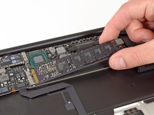 MacBook Air: Anschluss der SSD-Module hat sich verändert